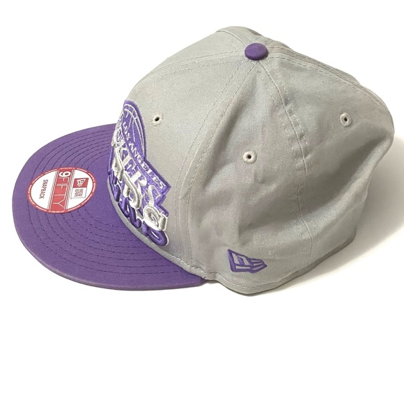 Los Angeles Lakers Hat SnapBack New Era - Picture 3 of 14